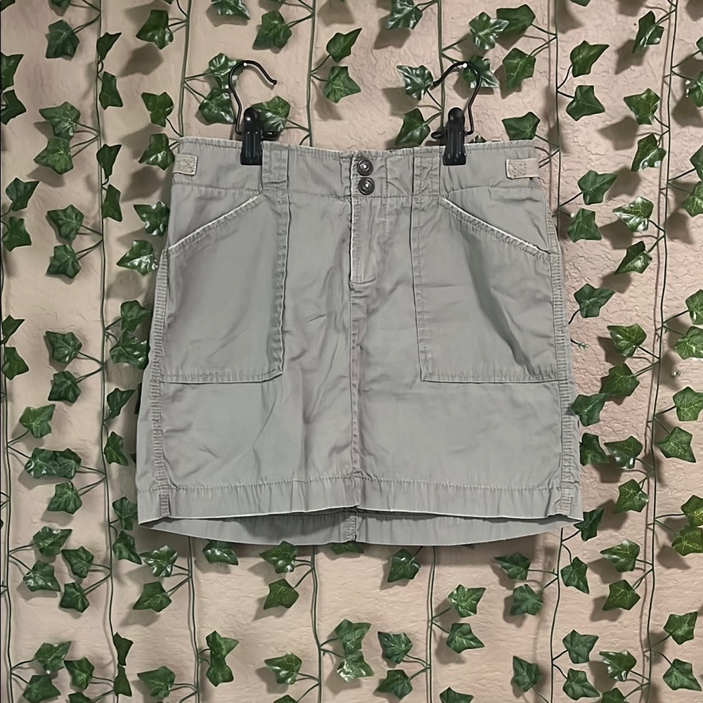 GAP Gray Skirt with Metal Button Accents